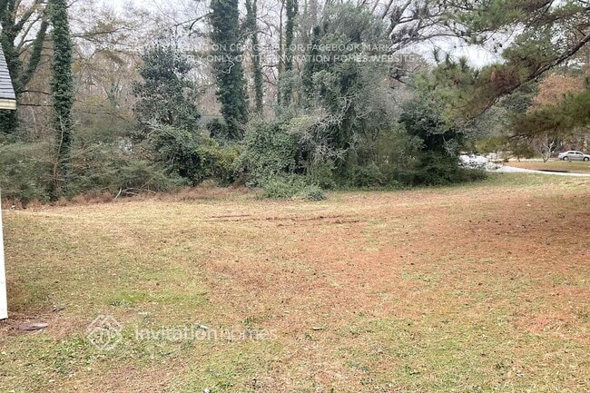 Building Photo - 651 Fairforest Ct