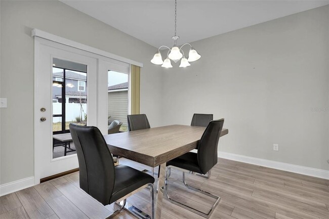 Building Photo - 13124 Holsinger Blvd