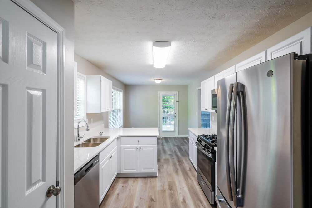 Building Photo - 830 Gateshead Ln