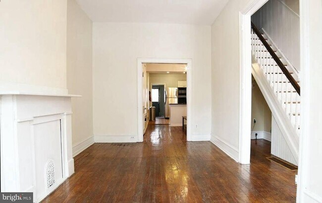 Building Photo - 2503 Carpenter St
