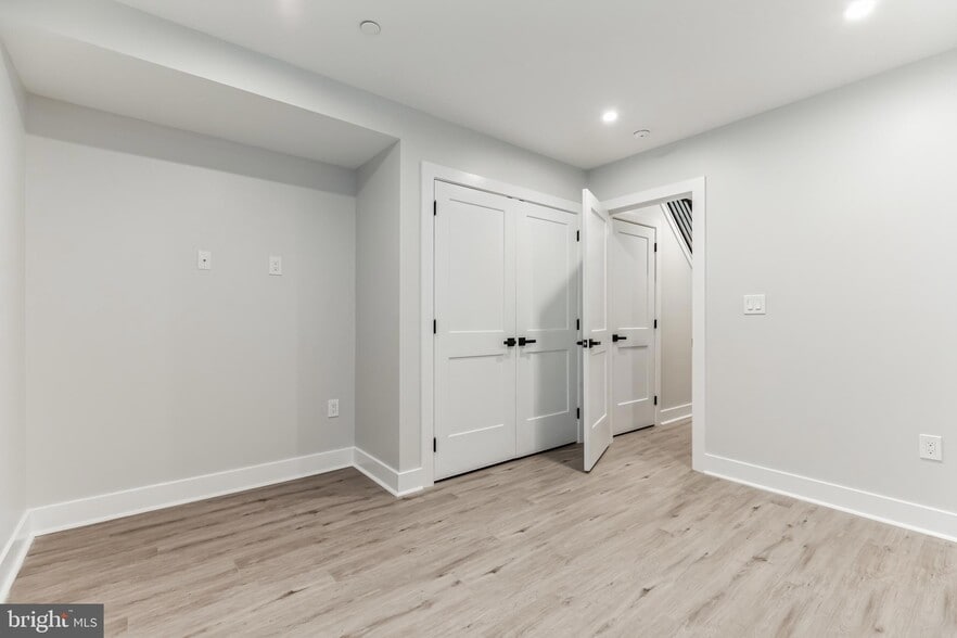 Building Photo - 1305 N 25th St