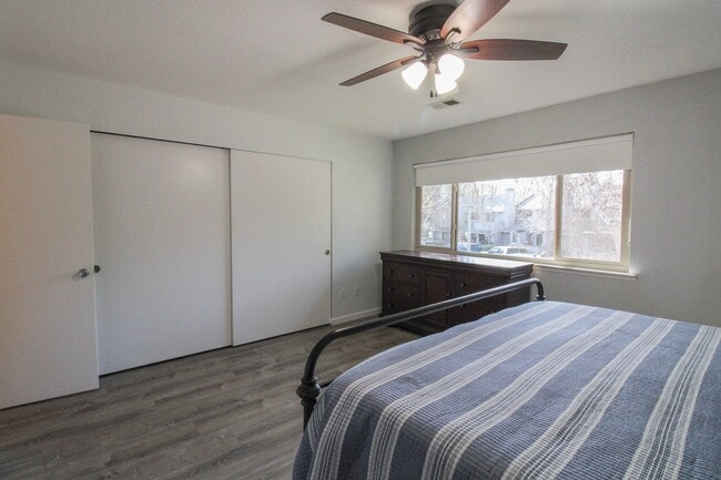 Building Photo - 2 Bedroom Townhouse with 2-Car Garage in The Villages near Downtown SLO