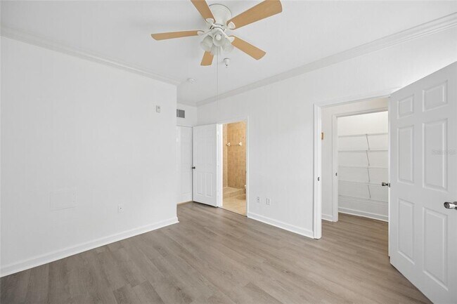 Building Photo - 8020 Tuscany Way
