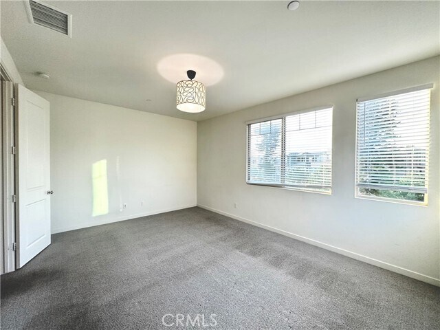 Building Photo - 147 Episode