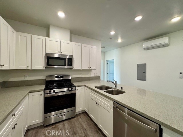 Building Photo - 1212 Fedora St