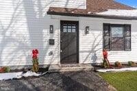 Building Photo - 139 Ivy Hill Rd