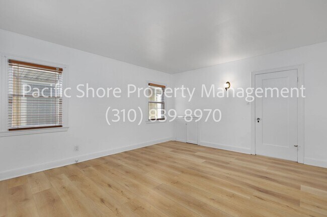 Building Photo - 533 N Windsor Blvd