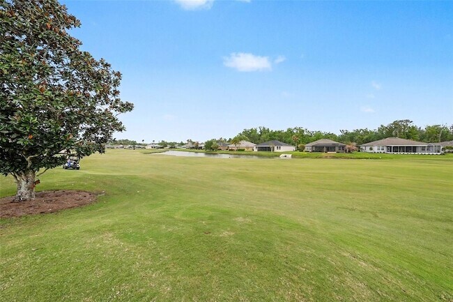 Building Photo - 10225 Old Tampa Bay Dr