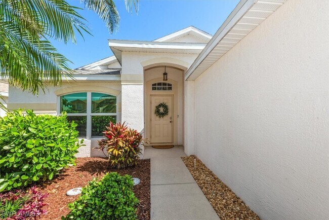 Building Photo - 8884 Fawn Ridge Dr