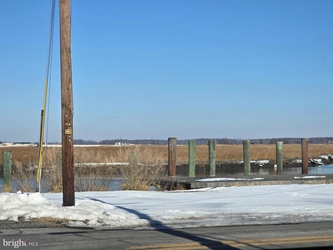 Building Photo - 76 Chestnut St