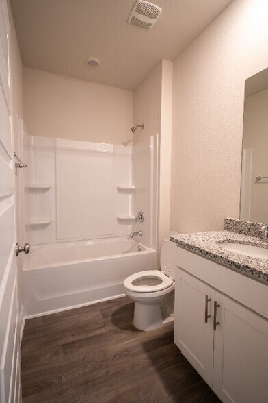 Building Photo - 11394 Cloister Dr