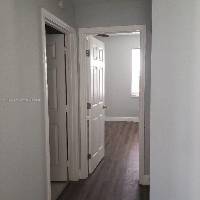 Building Photo - 6506 Marbletree Ln