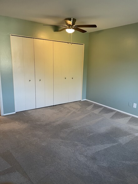 Building Photo - 810 Plate St