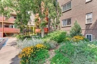Building Photo - Your new home is waiting for you!