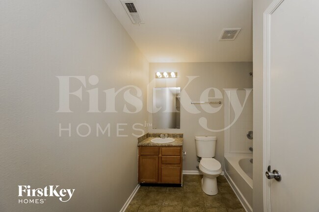 Building Photo - 11427 Arches Dr