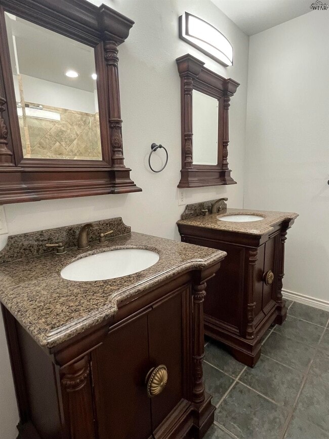 Building Photo - 4529 Gardiner Rd