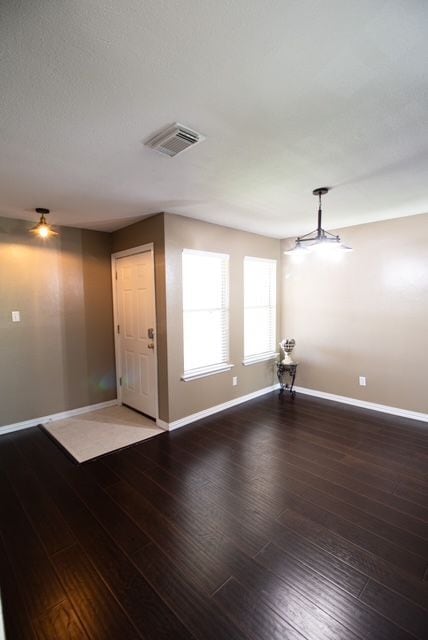 Building Photo - 418 Garland Dr
