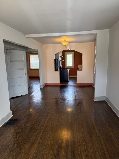 Building Photo - Quaint 2BR/1BA duplex with real wood floors!