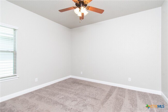 Building Photo - 7506 Hickman St