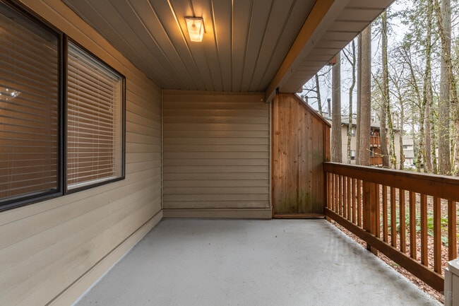 Building Photo - 14844 SW 109th Ave