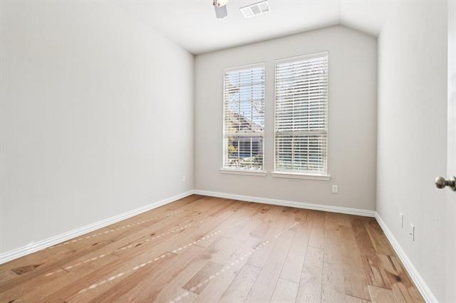 Building Photo - 1708 Daisy Corner Dr