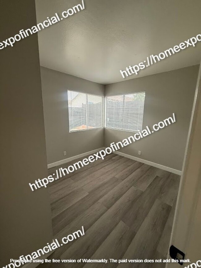 Building Photo - Nice house for rent