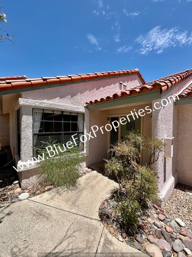 Building Photo - 6490 N Tierra De Las Catalinas