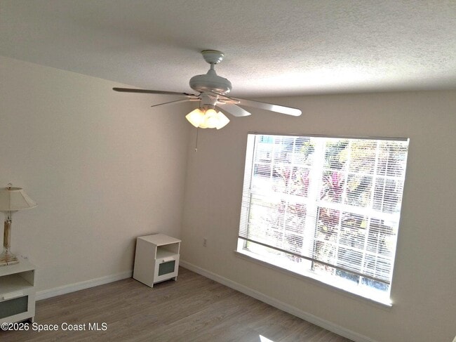 Building Photo - 4550 Bellaluna Dr