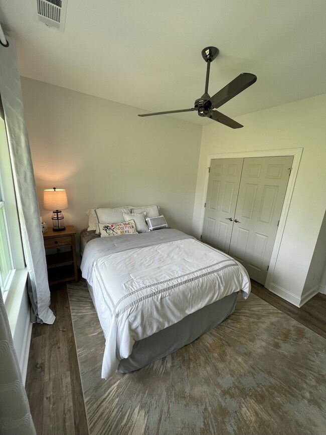 Building Photo - 335 McAlister Rd