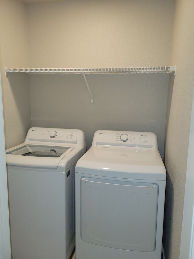 Building Photo - 5281 Palomino Ranch Point