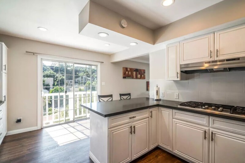 Building Photo - 3XX5 Sunswept Dr