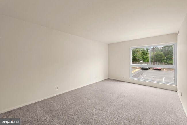 Building Photo - 3704 N Rosser St
