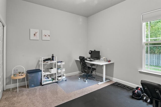 Building Photo - 9474 SW 65th Pl