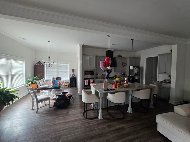 Building Photo - 432 Setter Trail