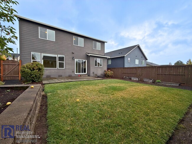 Building Photo - 15584 SW Thrush Ln