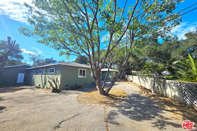 Building Photo - 3700 Glenwood Ave