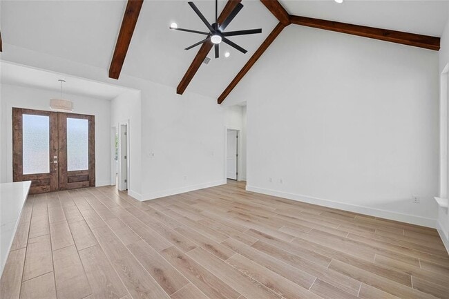 Building Photo - 2801 Wilson Ave