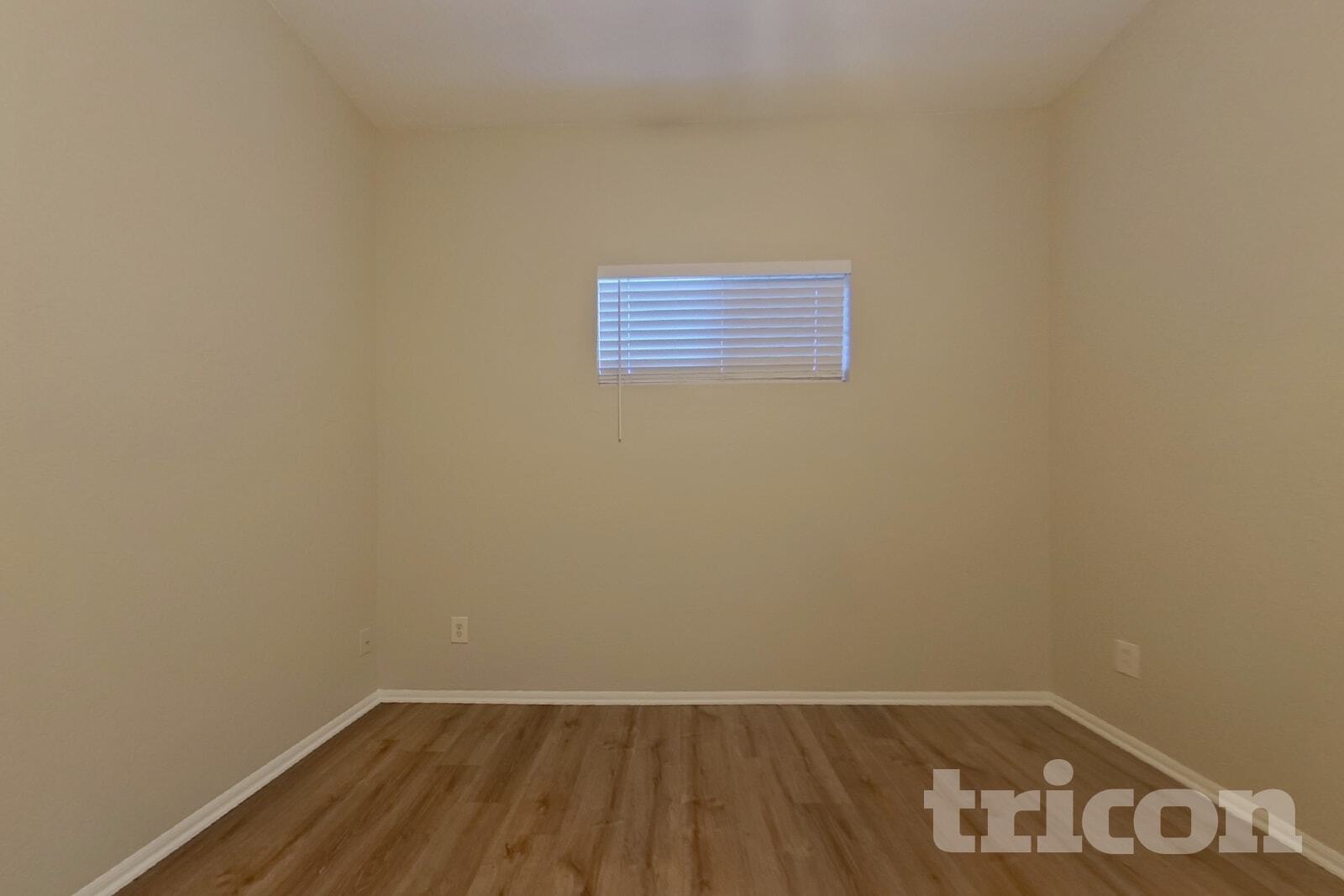 Building Photo - 11619 W Cyprus Dr
