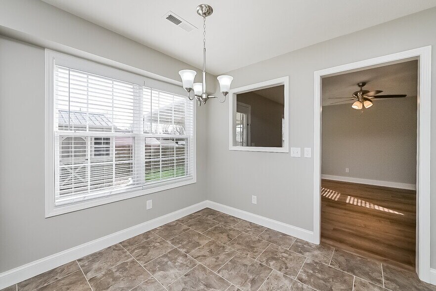 Building Photo - 8003 Westfork Dr