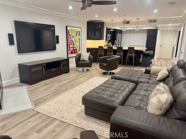 Building Photo - 200 Pacific Coast Hwy