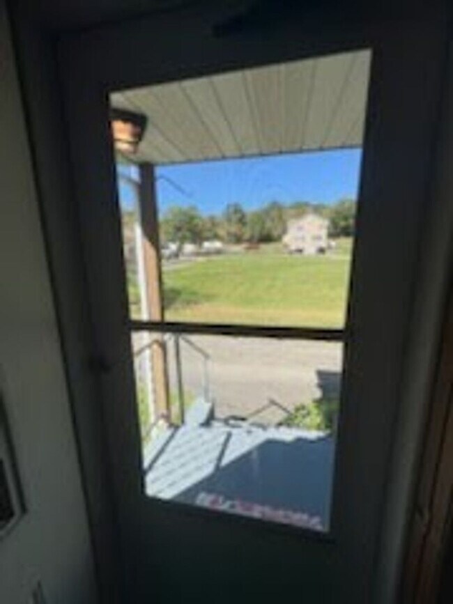 Building Photo - 38 Woodhill Ct