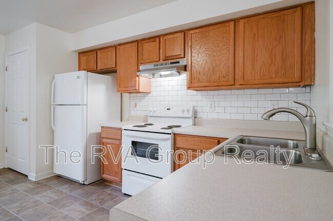 Building Photo - 2909 2nd Ave