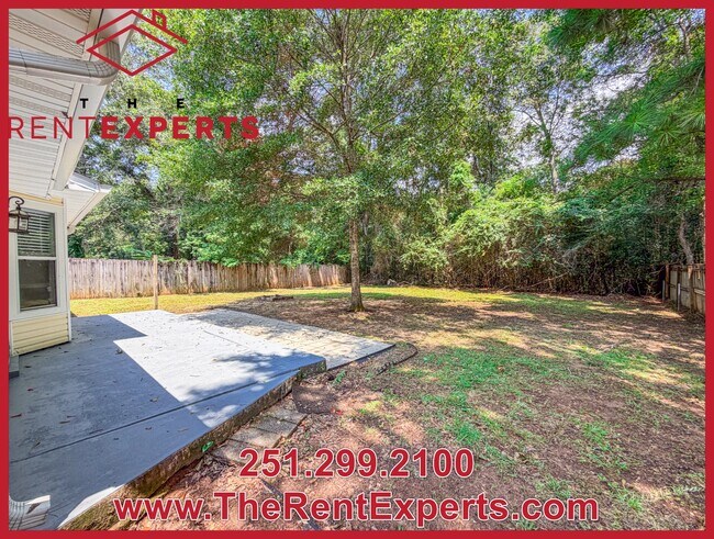 Building Photo - 9570 Royal Woods Dr N