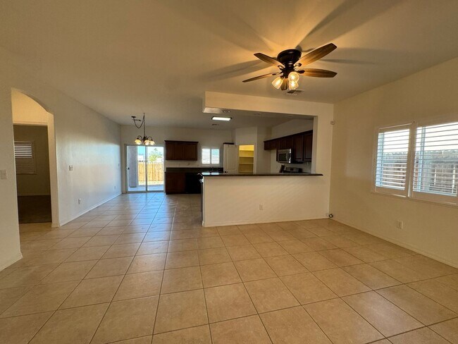 Building Photo - 3BR,2BS Custom home w/3 Car-Boat Deep Garage-Target shopping area