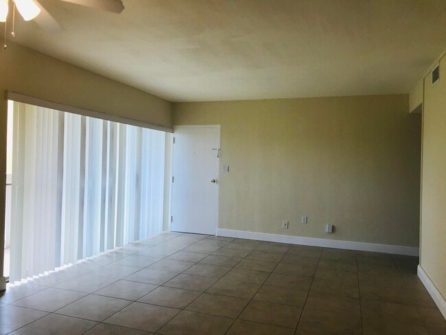 Building Photo - 250 N Banana River Dr