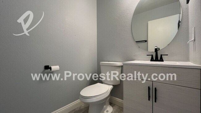 Building Photo - 9334 Azurite Ave