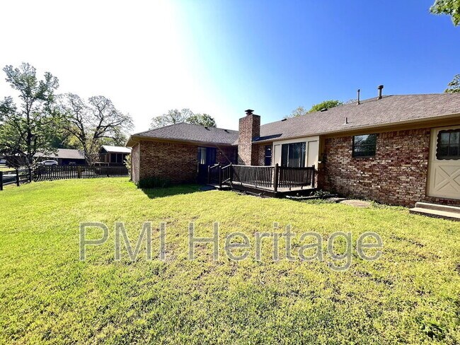 Building Photo - 3101 Brooken Hill Dr