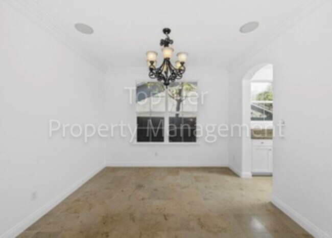 Building Photo - Spectacular 3 Bd + Den/Office, 2.5 Ba, 254...