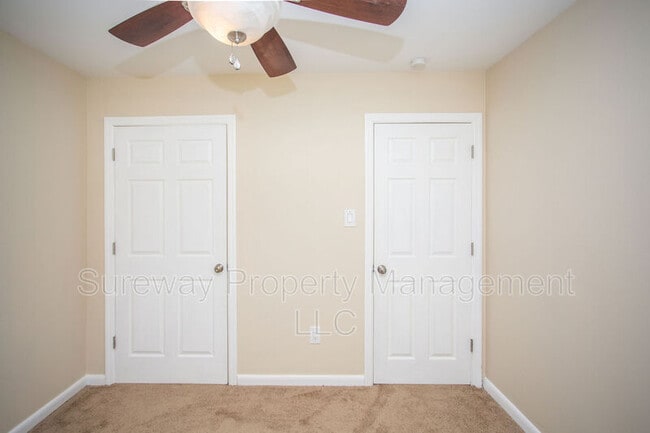 Building Photo - 16 Lerner Ct