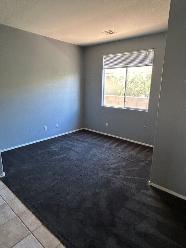 Building Photo - Beautiful Summerlin Home